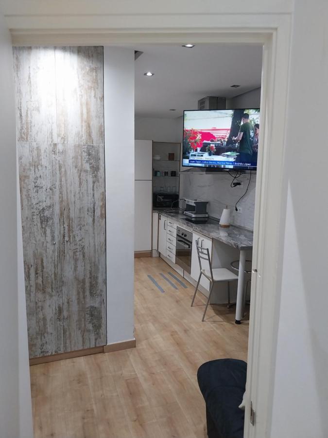 Centrico Apartamento Con Patio Madrid Buitenkant foto