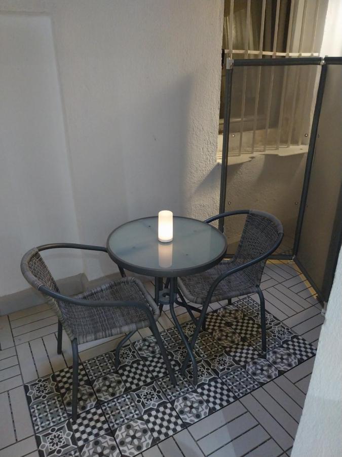 Centrico Apartamento Con Patio Madrid Buitenkant foto